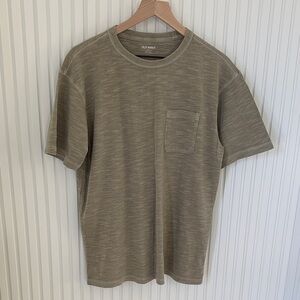 Old Navy Men's Olive T-Shirt
